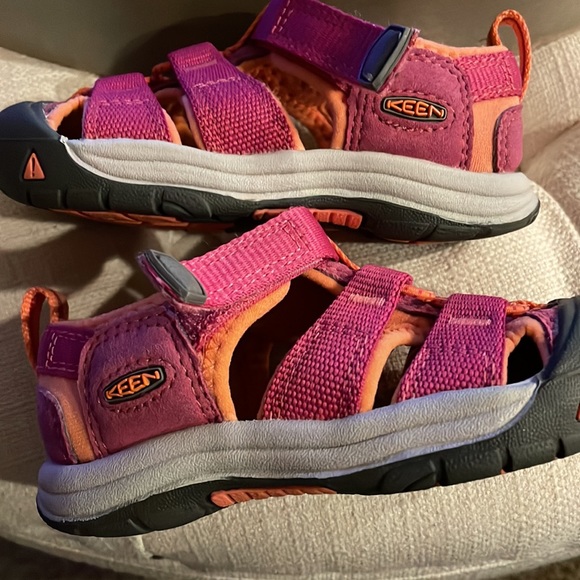 Keens - Picture 9 of 15